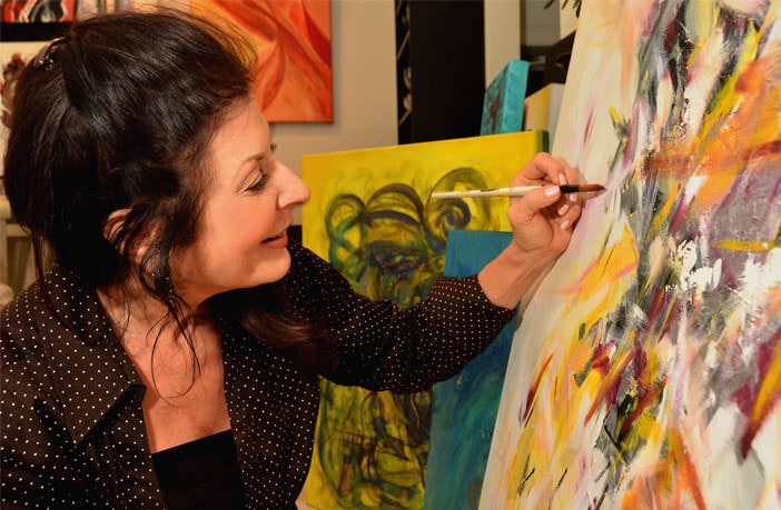 new study provides evidence that art courses can improve mental
