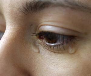Sad and calm music make crying people seem more kind, pleasant and  attractive