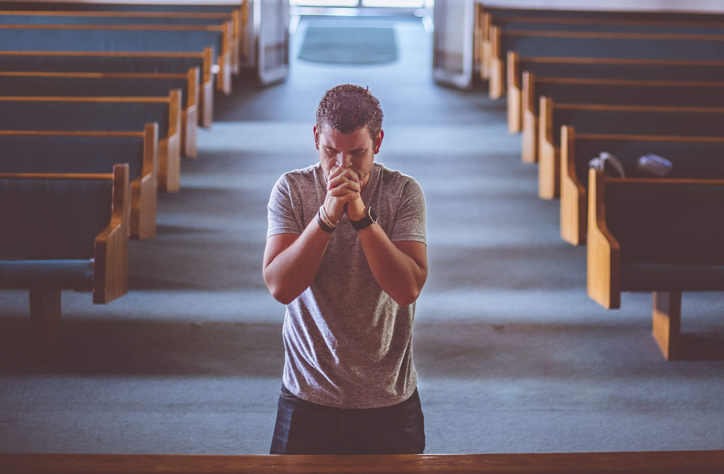 Religious attendance linked to better mental health in older adults