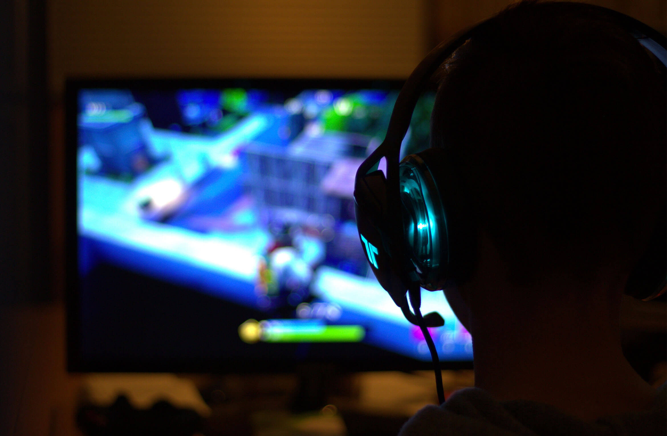 Excessive gaming linked to increased risk of carrying a gun into school
