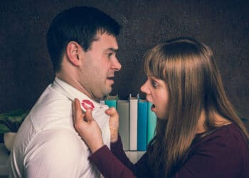 Study suggests that cheating behavior, whether suffered or inflicted, is linked to poorer quality future relationships