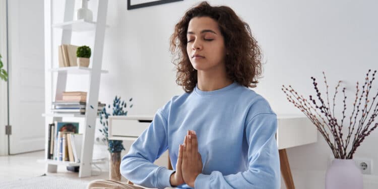Study finds that even brief exposure to mindfulness meditation increases helping behavior