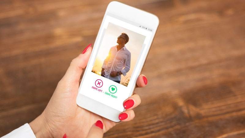 Sexualized dating profiles can sabotage long-term relationship prospects, study finds