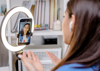 Parasocial relations can enhance social media influencers’ persuasive power, study suggests