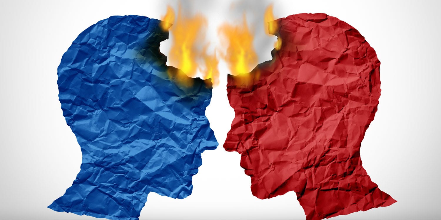 Social media analysis links polarized political language to distorted thought patterns