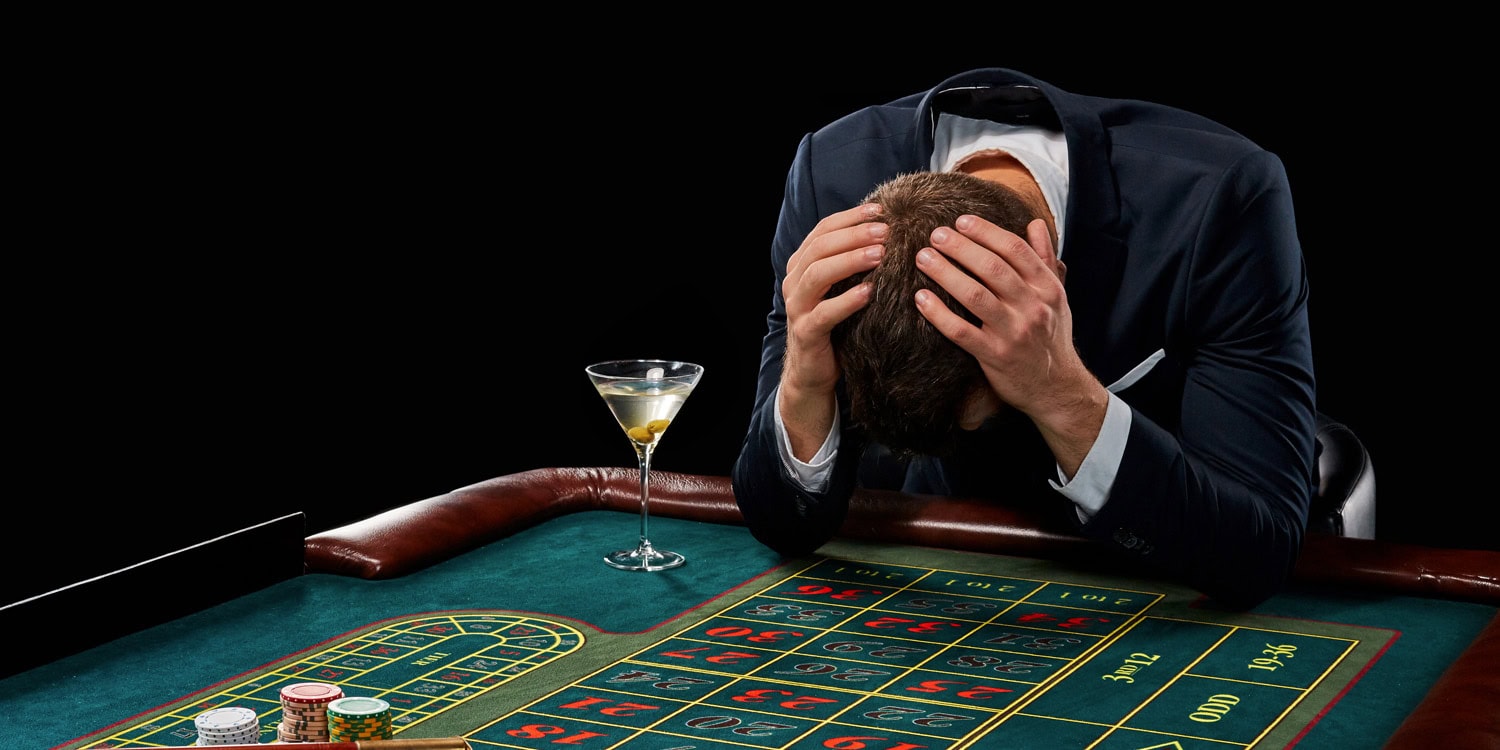 Having a close friend with a gambling addiction increases personal risk, study finds