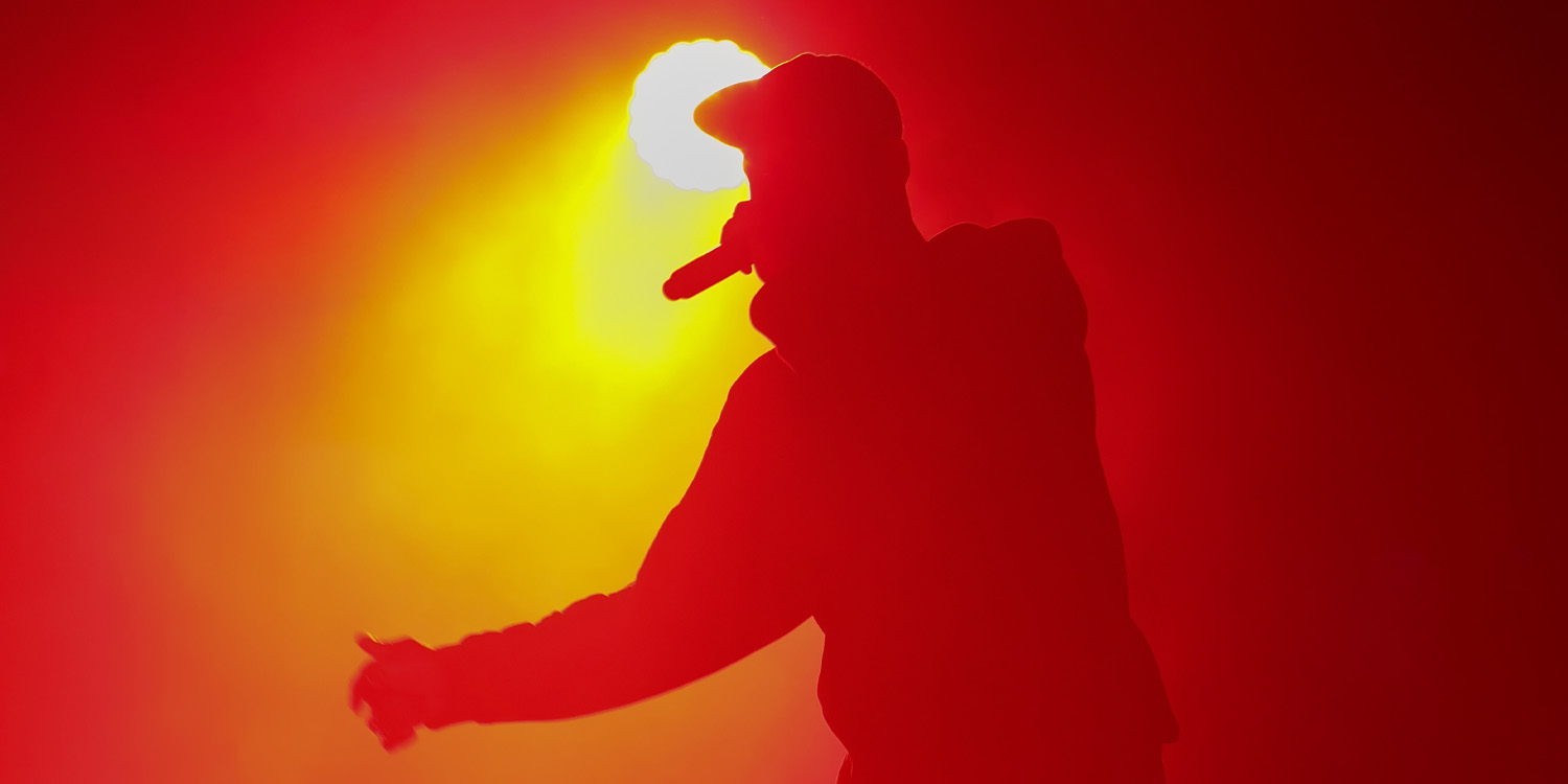 Estudio revela sesgos en la percepción de fanáticos del rap