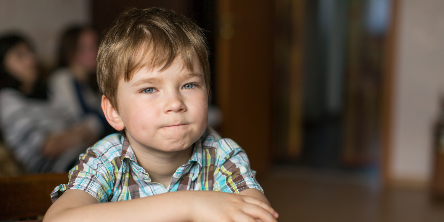 Cuando se pide ayuda, los niños perciben menos alegría en quien ayuda